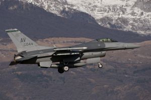 aviano december 27  2011 f 16cm 89 2044 555thfs 31stfw aviano ab  italy
