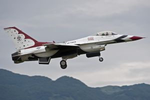 aviano june 11  2011 t bird3 f 16c usaf ads 57thwg nellis afb  nevada rtb